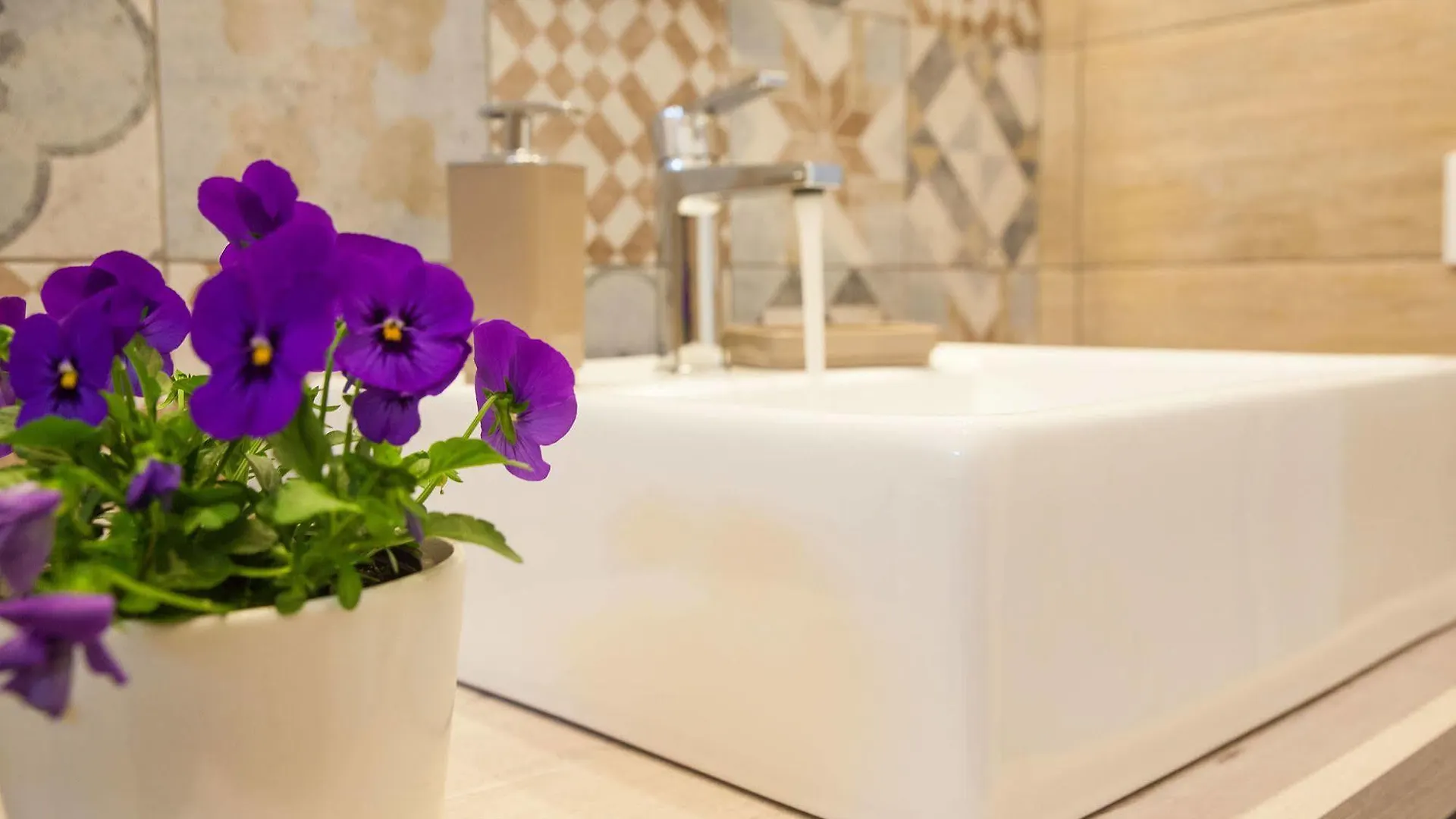 Bianco Sale Trapani Bed & Breakfast Rilievo