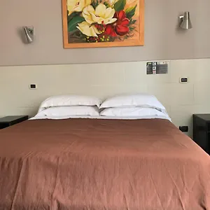 residenza-cernaia.it-romehotels.com/